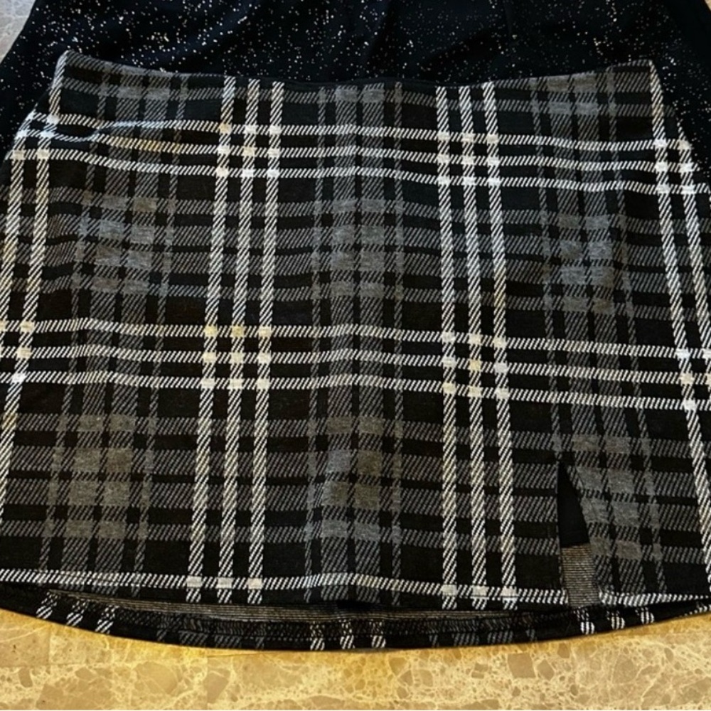 Plaid Black and White Women's Skirt